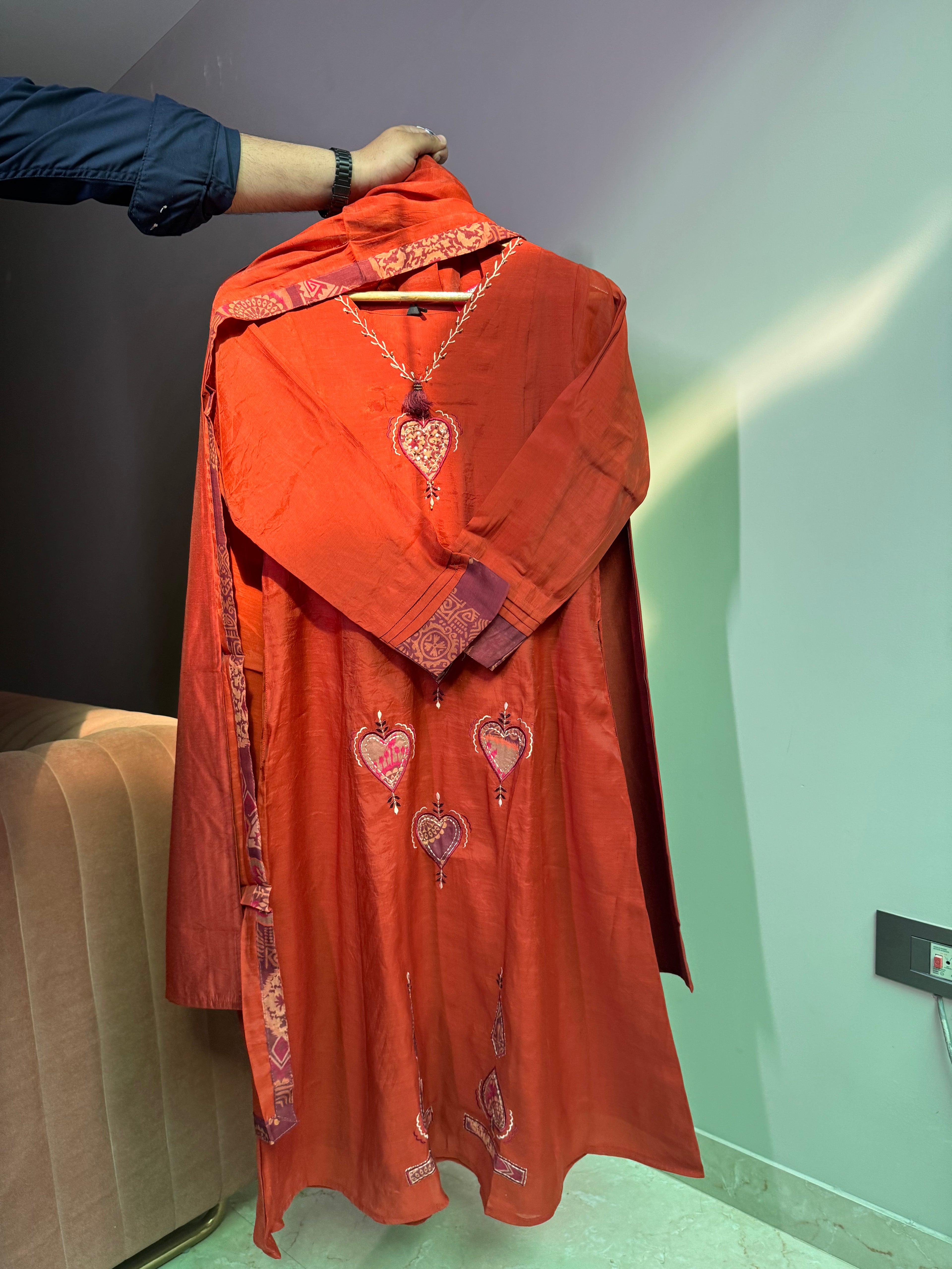 A line suit